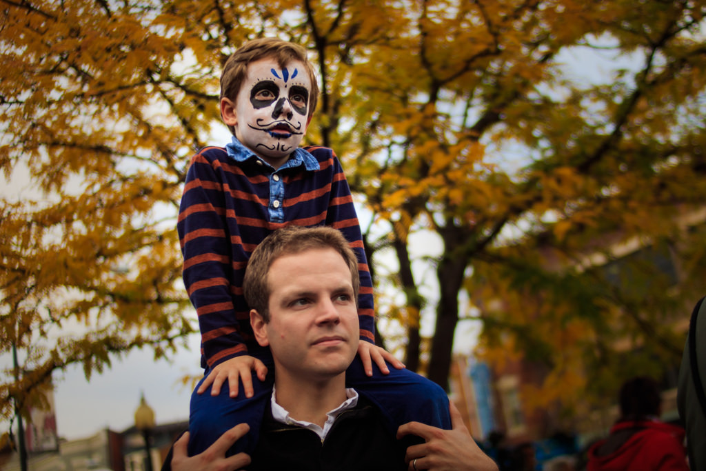 Father-and-Son-at-Dias-de-los-Muertos